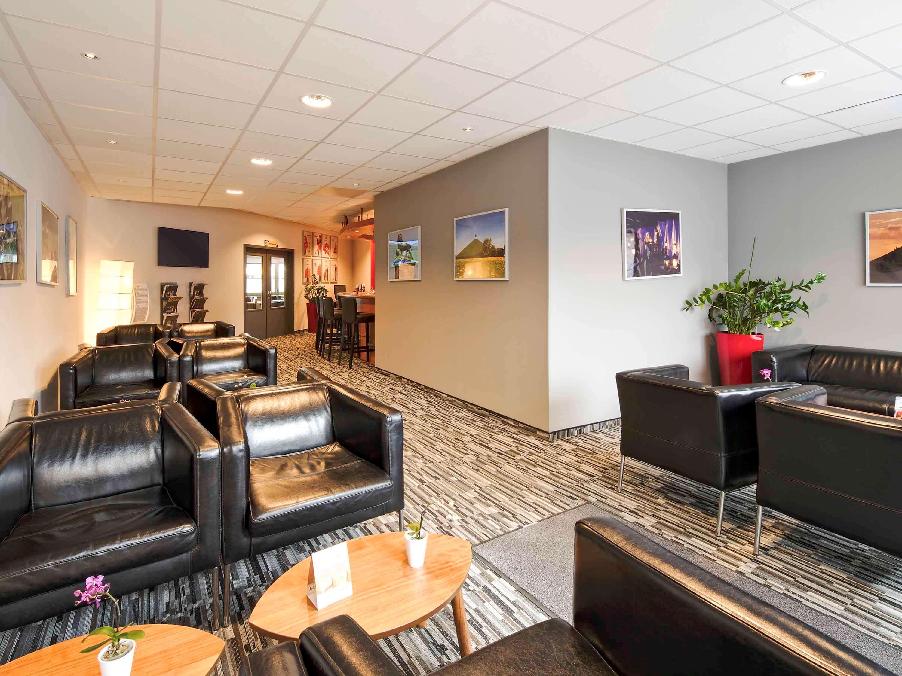 Ibis Brussels Waterloo Hotel Екстериор снимка